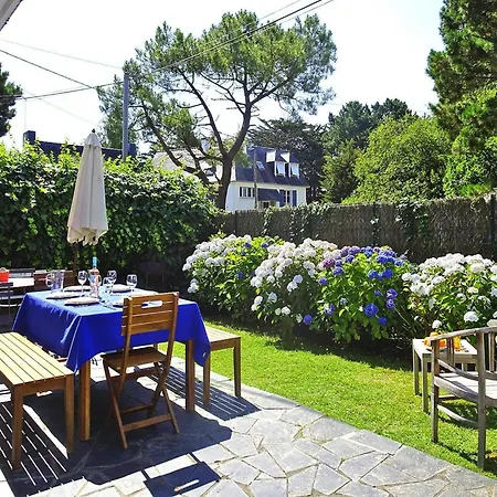 Cottage,